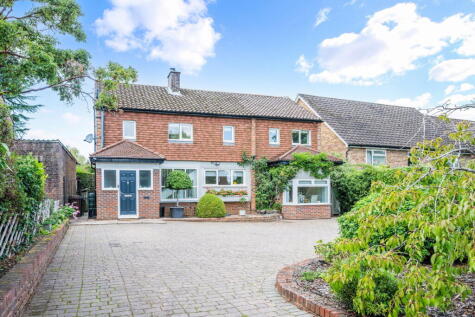 Ivy Mill Lane, Godstone, RH9 8NH