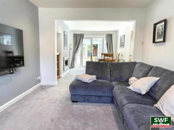 Living room2.jpg