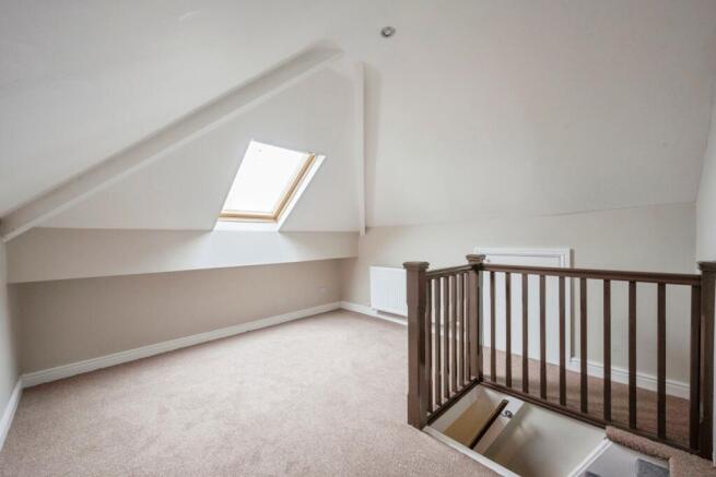 3 bed Semi-Detached for sale Image 12