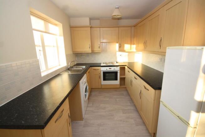 10' Fitted Kitchen 