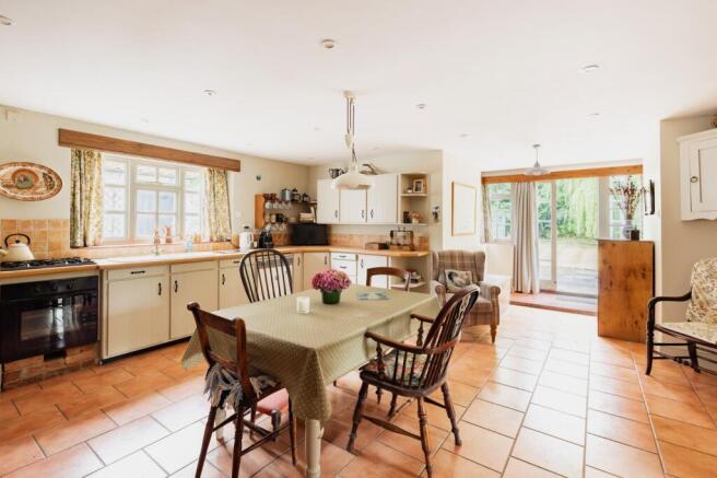 Kitchen/Breakfast