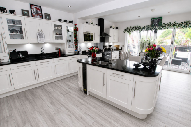 Kitchen / Diner