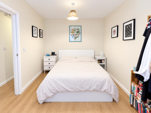 BEDROOMM.png