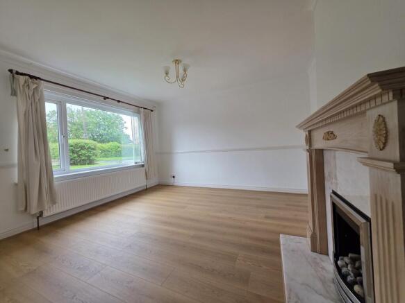 3 bed Semi-Detached to rent Image 5