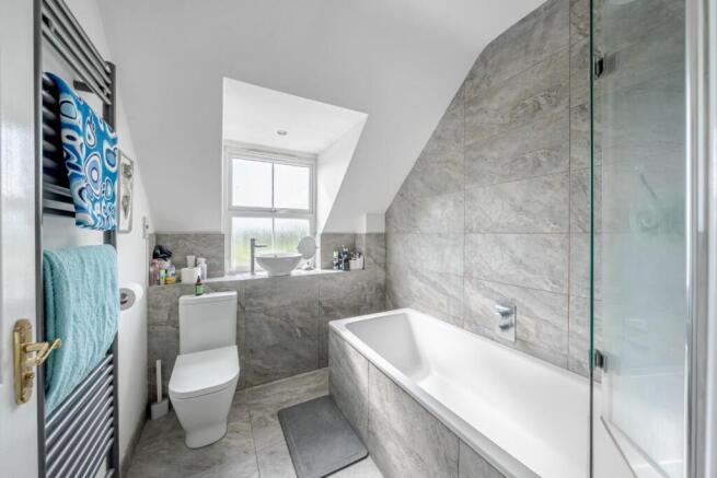 3 bed Terraced for sale Image 12