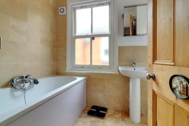 17. Bathroom 2