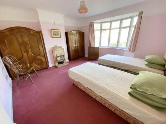 Bedroom 2: