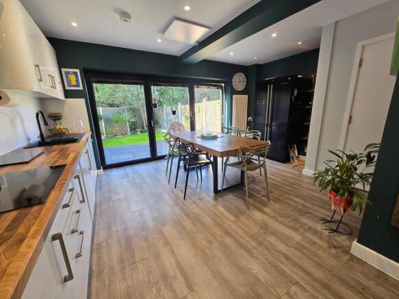 Kitchen - Diner (...