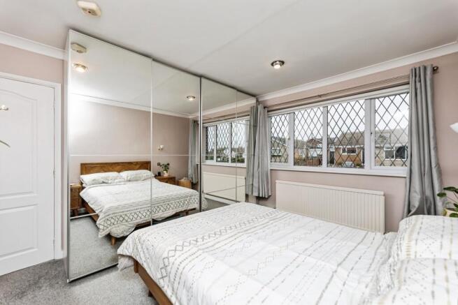 3 bed Semi-Detached for sale Image 9