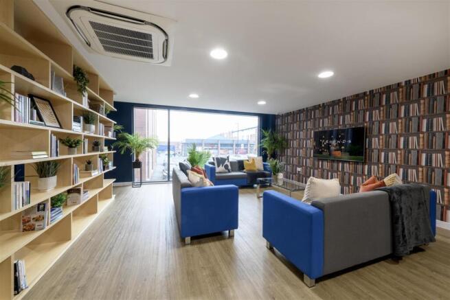 Studio to rent Image 6