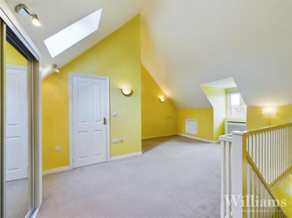 Master Bedroom & En Suite