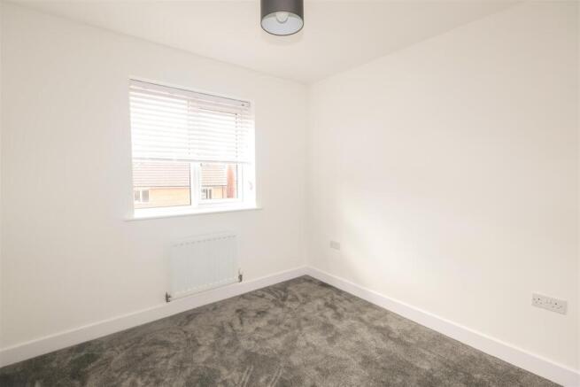 3 bed Semi-Detached to rent Image 6
