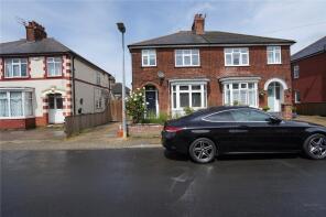 8, Sycamore Avenue, Grimsby DN33 2AY