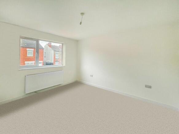 3 bed Town House for sale Image 9