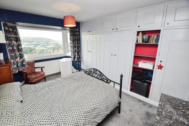 4 bed Detached for sale Image 12