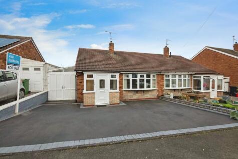 Watts Close, Tipton