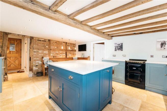 Kitchen/Breakfast Rm