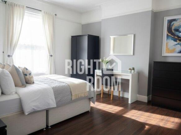 room-4-60-richmond-wood-road-bh8-9dj-1066255