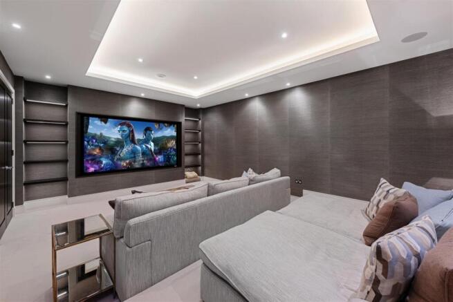 47 Princes Gate Mews Hi-11 copy.jpg