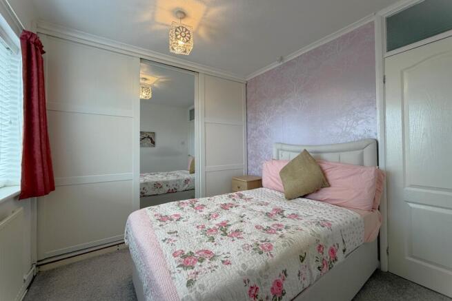 2 bed Semi-Detached Bungalow for sale Image 8