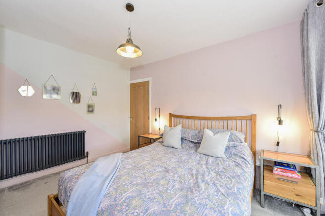 4 bed Detached for sale Image 10