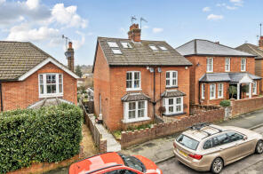 62, Croft Road, Godalming GU7 1DD
