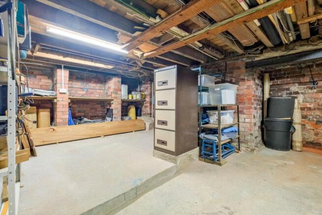 Workshop/Hobby Space