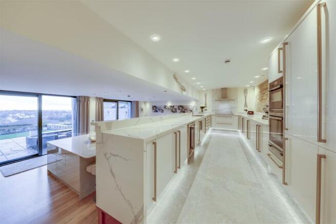 Gallery Kitchen