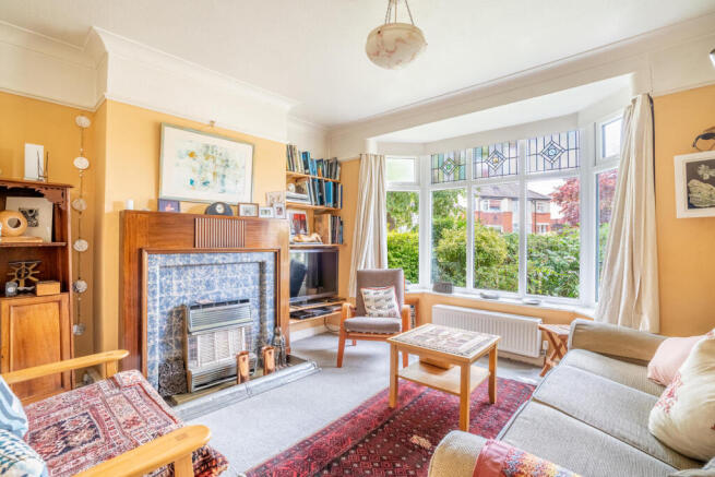 3 bed Semi-Detached for sale Image 2