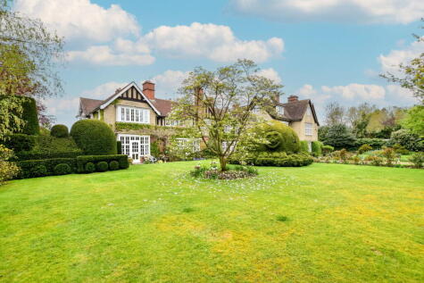Eastcote Place, Pinner, GREATER LONDON, HA5 2EL