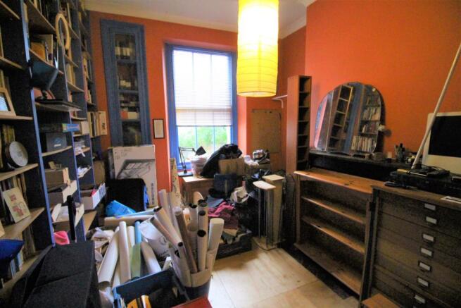Dining room/Library