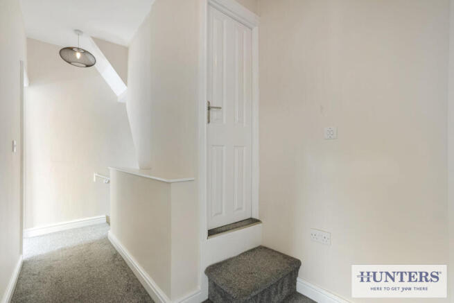 3 bed Terraced for sale Image 9