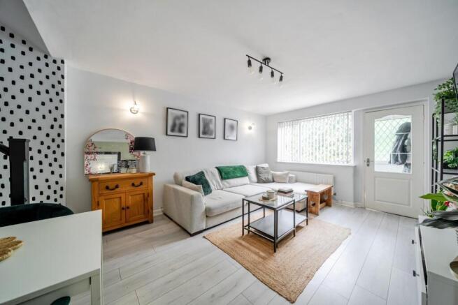 2 bed Semi-Detached for sale Image 7