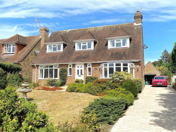 Heather Cottage - Front1.jpg