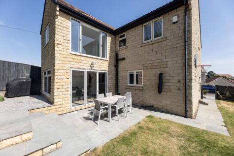 Roberts Close, Fairburn, Knottingley, North Yor