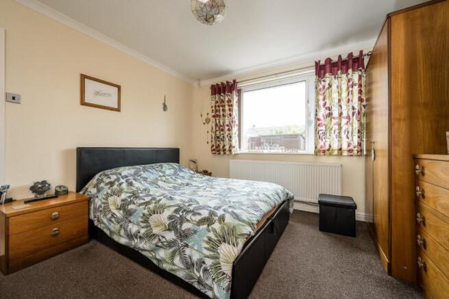 Bed1.jpg