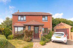 3 April Cottage, Orchard Close, Uckfield TN22 3BW