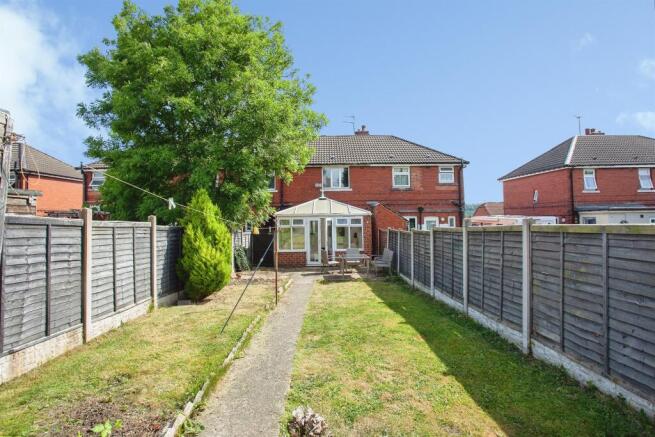 2 bed Terraced for sale Image 12