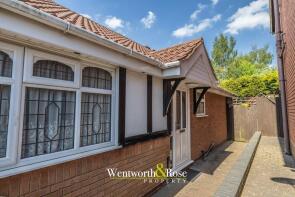 9, Squirrels Hollow, Oldbury B68 0EY