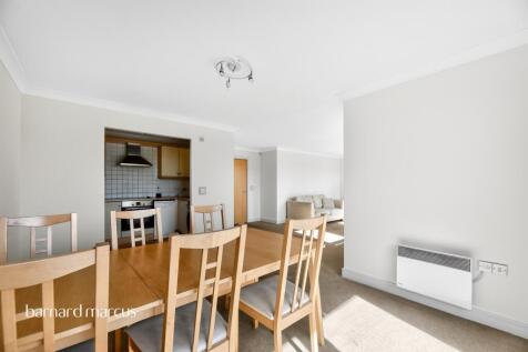 Cleeve Way, Sutton