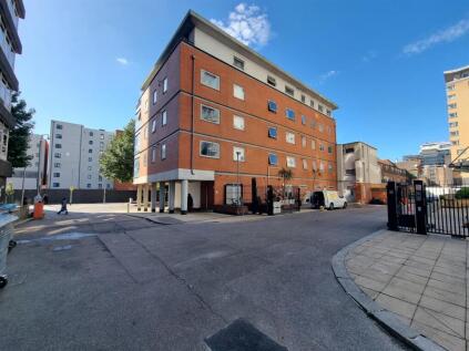 Axon Place, Ilford
