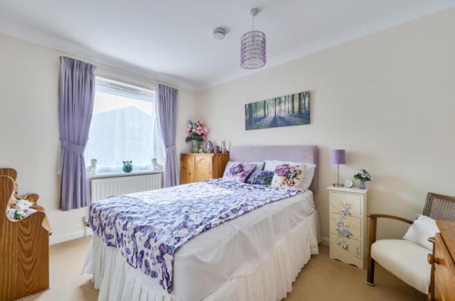 2 Brookfield, Borough Road, Petersfield photo 4