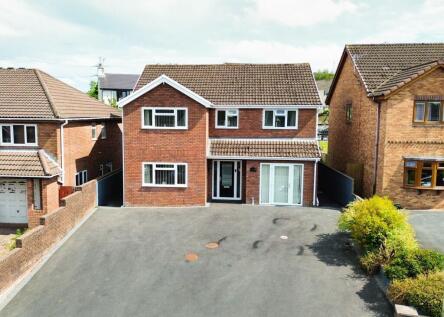 Swn Yr Afon, Kenfig Hill, CF33
