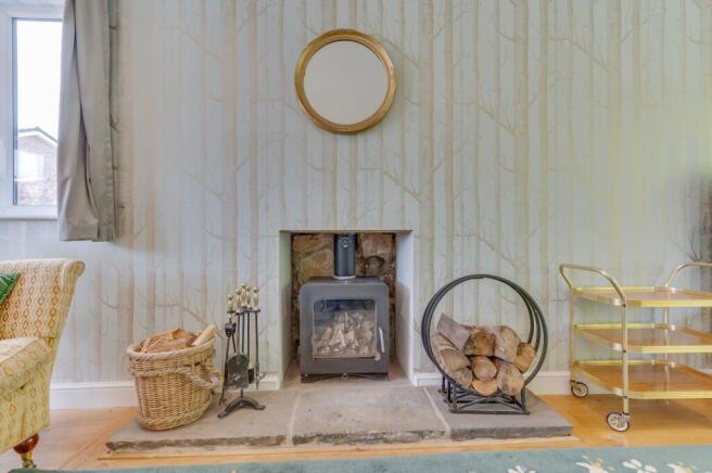4 bed Detached for sale Image 12