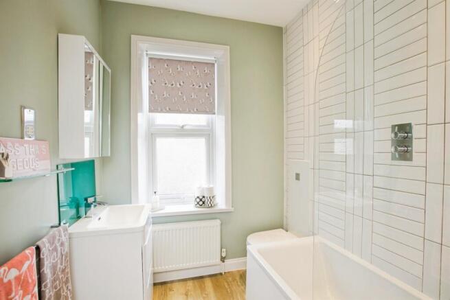 2 bed Terraced for sale Image 6