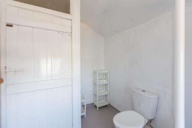 Scarborough Road 59-Shower Room B.jpg