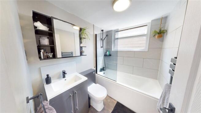 2 bed House for sale Image 12