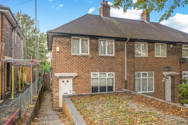 2-bed semi-detached on Woodmeadow Road, Birmingham, £210,000