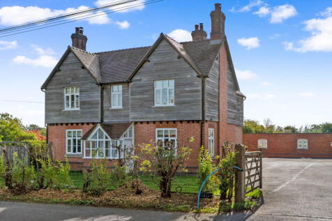 16 Kinnersley, Severn Stoke, Worcestershire. WR8 9JR