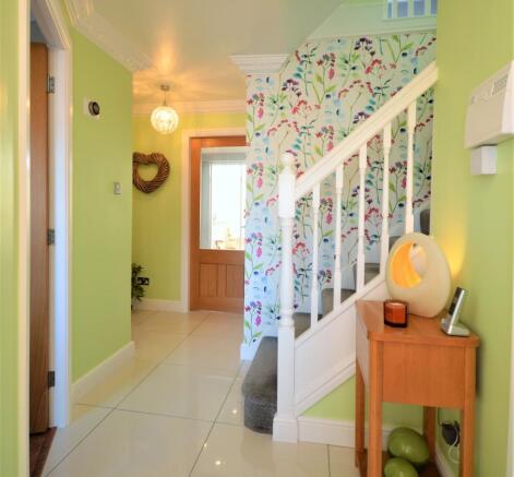 Elder Drive, Upton (21) Hallway